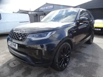 Used Land Rover Discovery 5 SE 2021 Black SUV