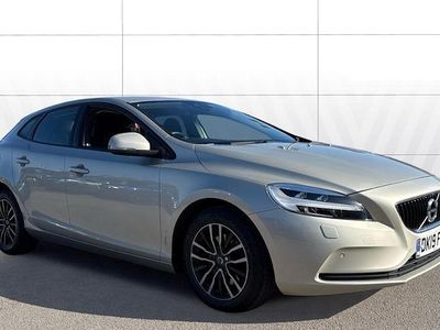 Used Volvo V40 Momentum 122 HP (89 kW) 2019 Other Hatchback