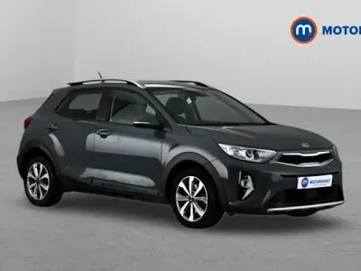 Second-hand Kia Stonic 101 CP (74 kW) 2024 SUV