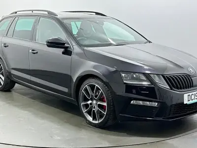 Used Skoda Octavia vRS 184 HP (135 kW) 2019 Black Estate