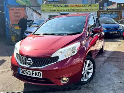 Used Nissan Note S 98 HP (72 kW) 2014 Red Hatchback