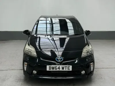 Used Toyota Prius 140 HP (102 kW) 2026 Black Hatchback