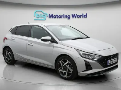 Używany Hyundai i20 Premium 100 KM (73 kW) 2025 Szary Hatchback