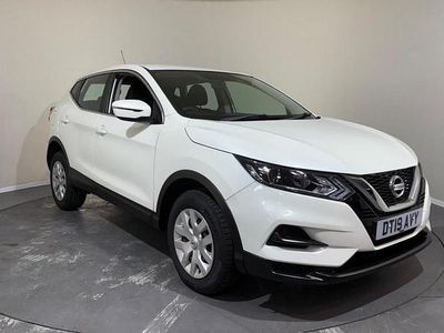 White Used 2019 Nissan Qashqai Visia SUV | £9,275 (Super price)