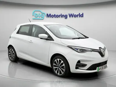 Used Renault Zoe GT-Line 100 kW (136 HP) 2020 White Hatchback