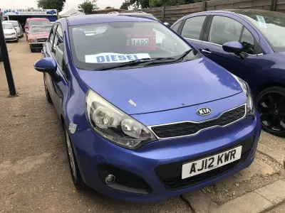 Used Kia Rio 90 HP (66 kW) 2012 Blue Hatchback