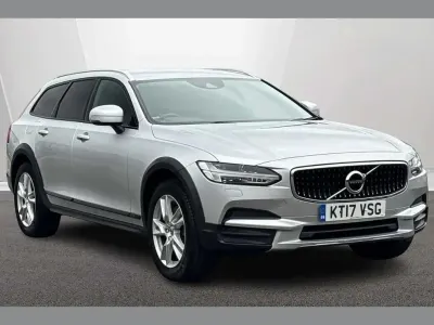 Used Volvo V90 CC Pro 188 HP (138 kW) 2017 Silver Estate