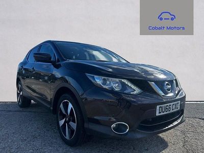 Used Nissan Qashqai N-Connecta 115 HP (84 kW) 2016 Black SUV