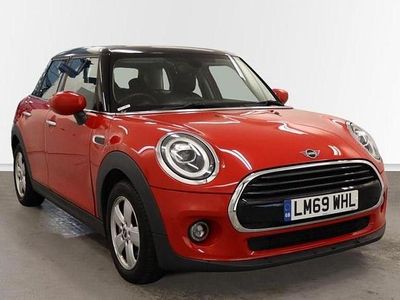 Used Mini Cooper Classic 136 HP (100 kW) 2019 Red Hatchback