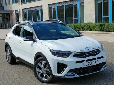 Used Kia Stonic GT-Line S 118 HP (86 kW) 2023 White SUV