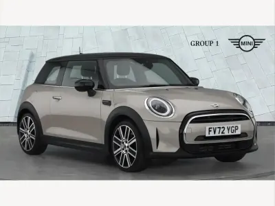 Usado Mini Cooper Exclusive 136 CV (100 kW) 2022 Gris Utilitario