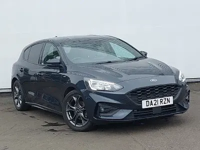 Used Ford Focus ST-Line 155 HP (114 kW) 2021 Blue Hatchback