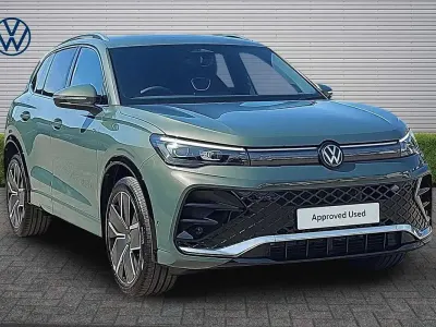 New VW Tiguan R-line 150 HP (110 kW) 2026 Cipressinogreen metallic SUV