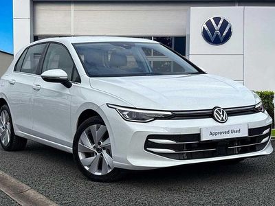 Used VW Golf VIII Style 204 HP (150 kW) 2025 White Hatchback