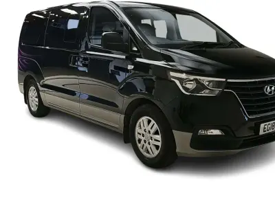 Used Hyundai I800 SE 2018 Black MPV