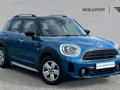 Usado Mini Cooper Countryman Classic 134 CV (98 kW) 2023 Azul SUV