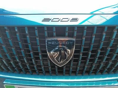 Peugeot e-2008