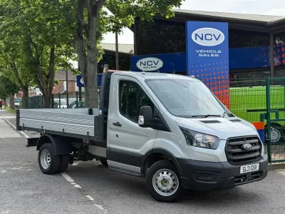Usado Ford Transit 130 HP (95 kW) 2021 Prateado Cabrios