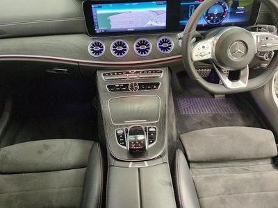 Mercedes E300