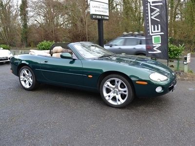 Jaguar XK8