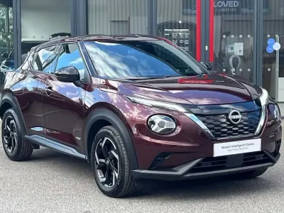 Used Nissan Juke N-Connecta 143 HP (105 kW) 2023 Red SUV
