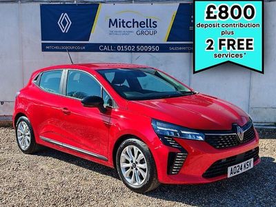 Used Renault Clio V Evolution 90 HP (66 kW) 2024 Flame red  Hatchback