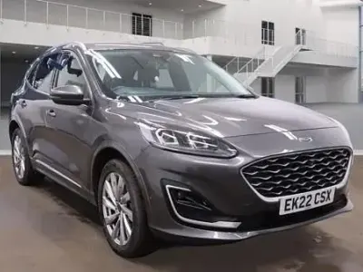 Usado Ford Kuga Vignale 225 CV (165 kW) 2022 Gris SUV