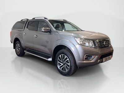 Used Nissan Navara Tekna 190 HP (139 kW) 2018 Grey Pickup