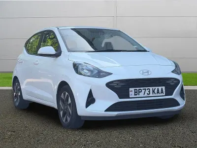 Used Hyundai i10 Advanced 2024 White Hatchback