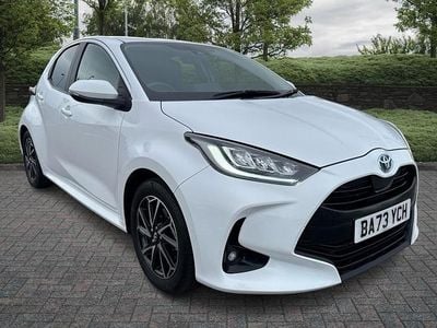 White Used 2024 Toyota Yaris Hybrid Design Hatchback | £18,291 (Good price)