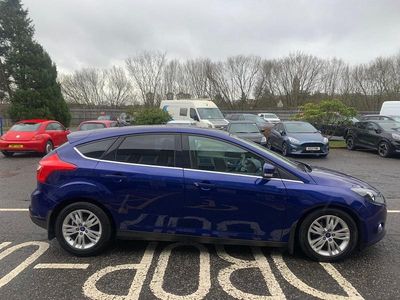 Used Ford Focus Titanium 115 HP (84 kW) 2014 Blue Hatchback