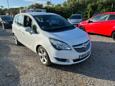 Used Vauxhall Meriva 2015 White MPV