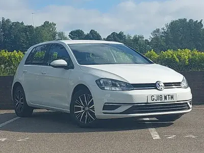 Used VW Golf VII SE 115 HP (84 kW) 2018 White Hatchback