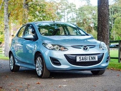 Used Mazda 2 84 HP (61 kW) 2011 Blue Hatchback