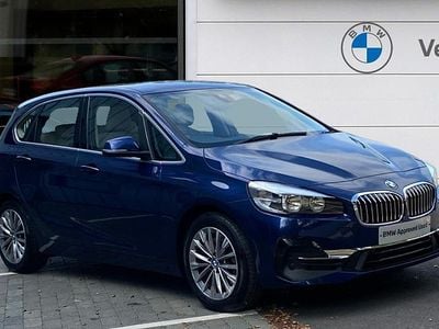 BMW 225
