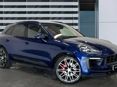 Used Porsche Macan 380 HP (279 kW) 2024 Blue SUV