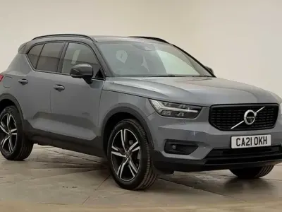 Used Volvo XC40 R-Design 161 HP (118 kW) 2021 SUV