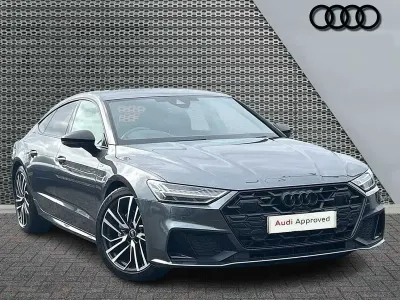 Usado Audi A7 Black Edition 245 HP (180 kW) 2024 Cinzento Sedan