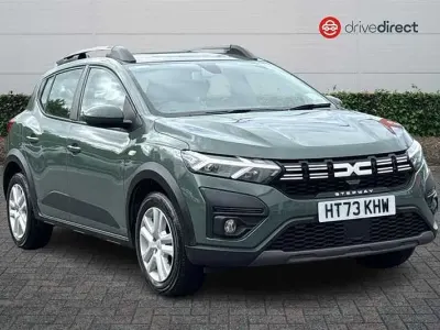 Używany Dacia Sandero Expression 100 KM (73 kW) 2023 Zielony Hatchback