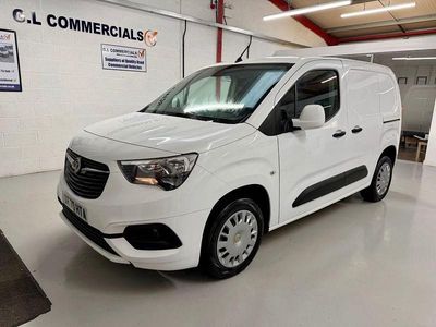 White Used 2021 Vauxhall Combo Sportive MPV | £10,470 (Good price)