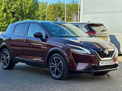 Used Nissan Qashqai Tekna 190 HP (139 kW) 2023 Red SUV