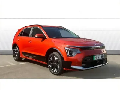 Used Kia e-Niro 150 kW (204 HP) 2023 Orange SUV