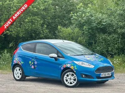 Used Ford Fiesta Zetec 82 HP (60 kW) 2017 Blue Hatchback