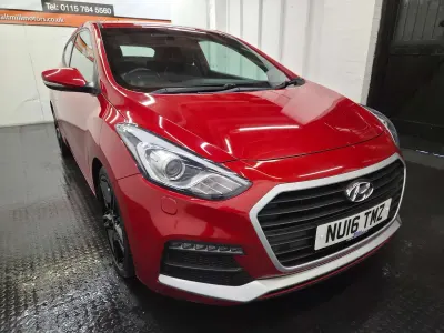 Used Hyundai i30 Turbo 183 HP (134 kW) 2016 Red Hatchback
