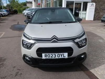 Usado Citroën C3 PureTech 108 HP (79 kW) 2023 Castanho Citadino