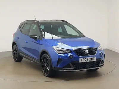 New Seat Arona Black Edition 115 HP (84 kW) 2025 Blue SUV