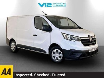 White Used 2022 Renault Trafic Business MPV | £13,495 (Super price)