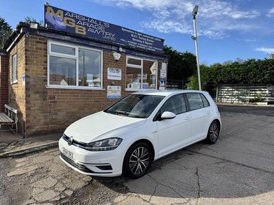 Used VW Golf VII SE 130 HP (95 kW) 2018 White Hatchback
