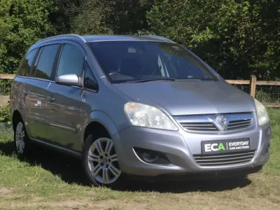 Second-hand Vauxhall Zafira Elite 140 CP (102 kW) 2008 Argintiu Monovolum