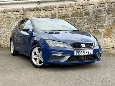 Usata Seat Leon FR 130 CV (95 kW) 2018 Blu Utilitaria
